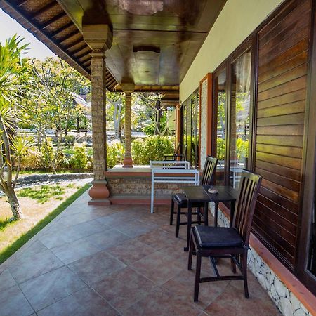 The Tanis Beach Resort Nusa Lembongan Екстериор снимка