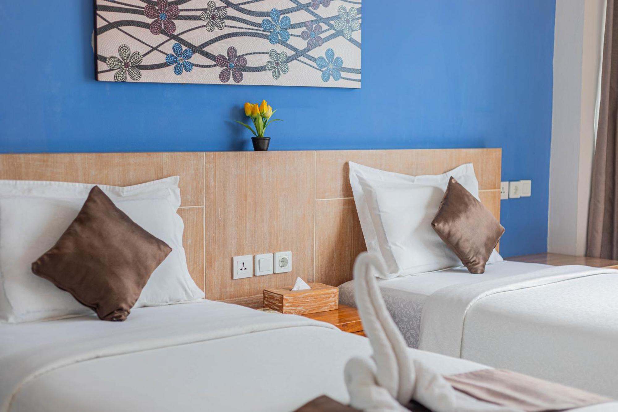 The Tanis Beach Resort Nusa Lembongan Екстериор снимка