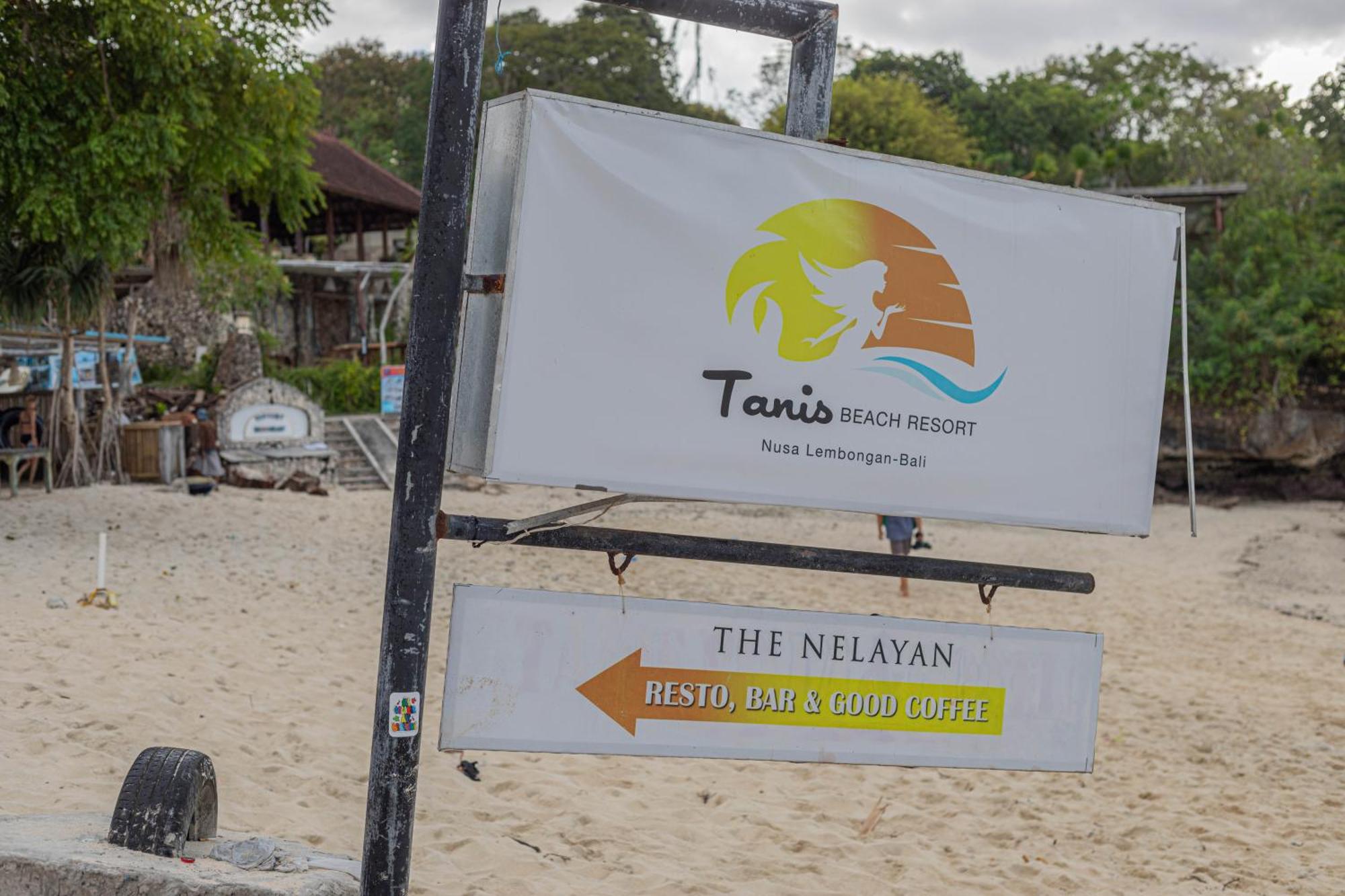 The Tanis Beach Resort Nusa Lembongan Екстериор снимка