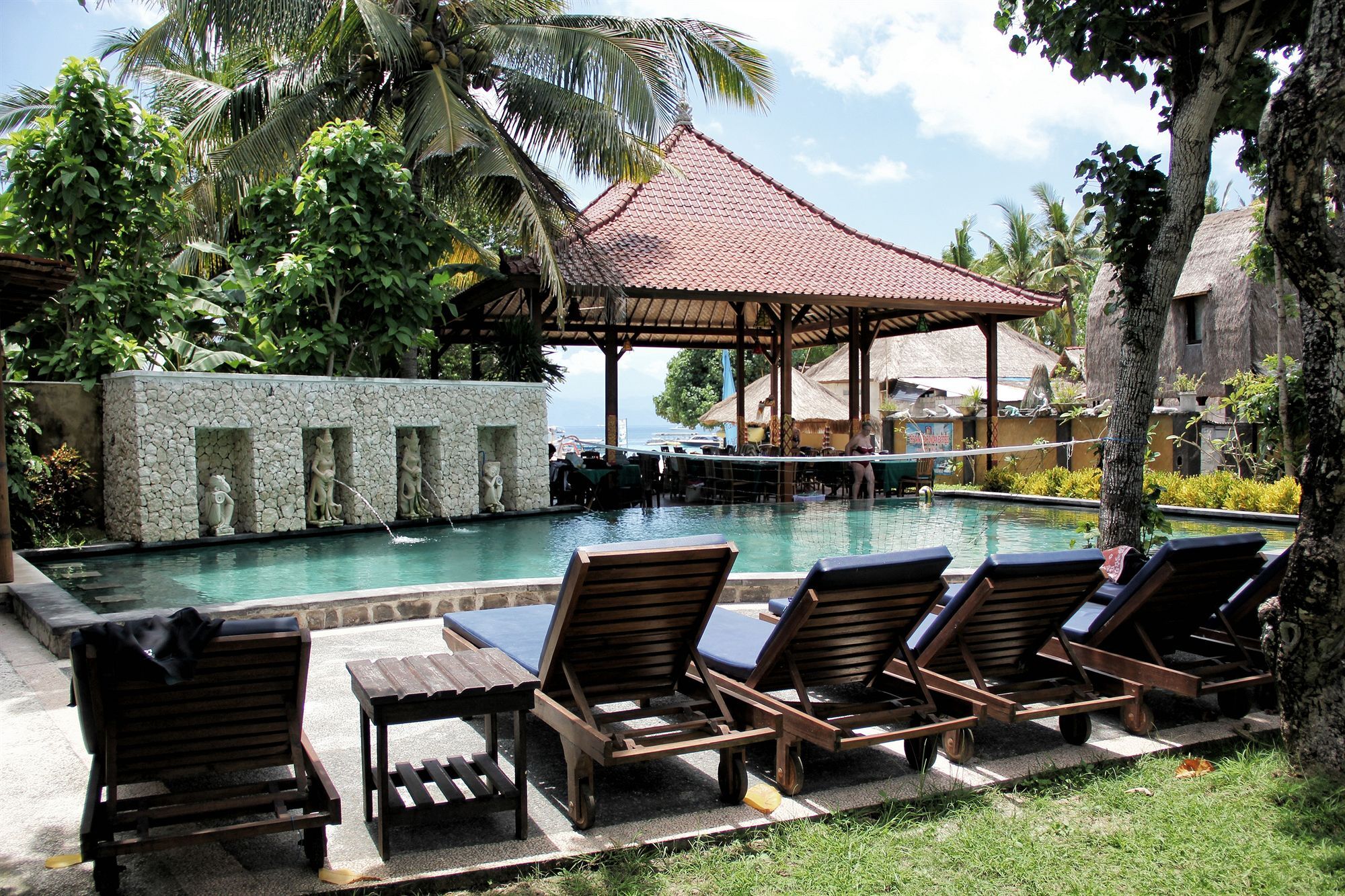 The Tanis Beach Resort Nusa Lembongan Екстериор снимка